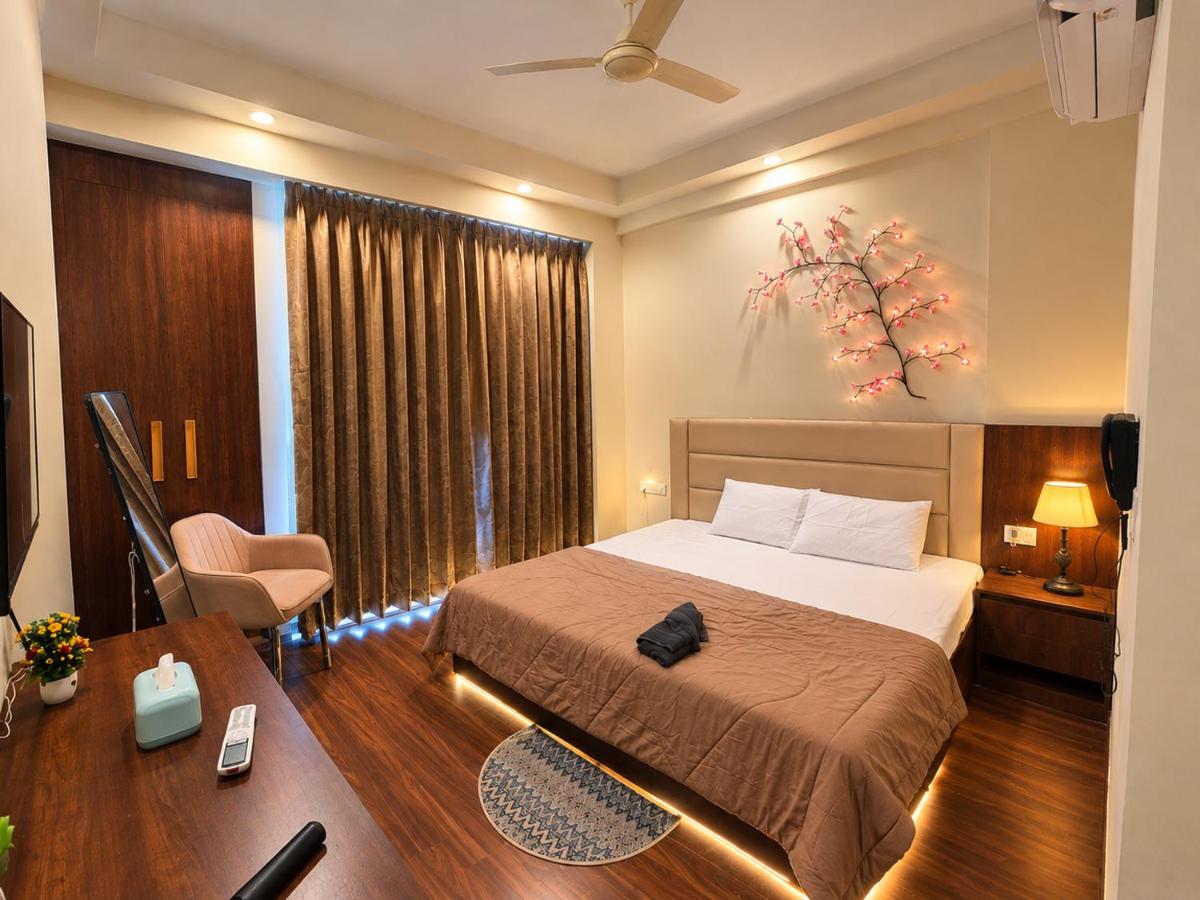 Tarangstayss - B&B Greater Noida