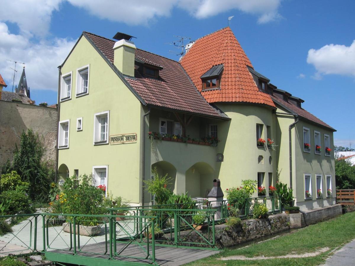 B&B Třeboň - Pension Siesta - Bed and Breakfast Třeboň