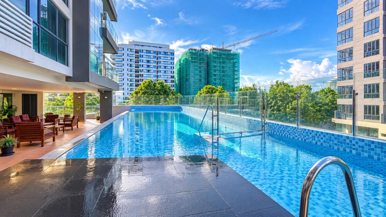 3 bedroom Ultra-Luxury Escape with Pool & Gym - Bed and Breakfast Hulhumale