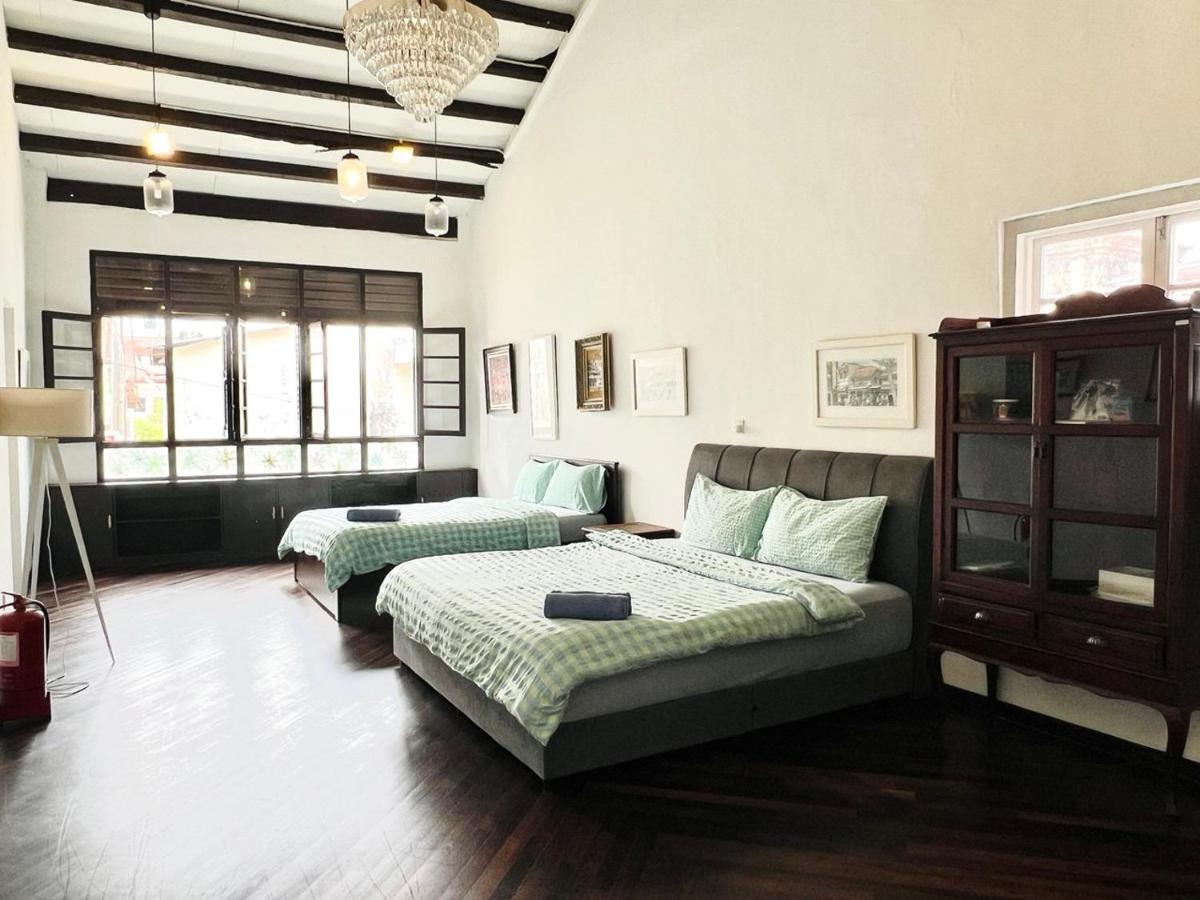 Camera Familiare con Balcone
