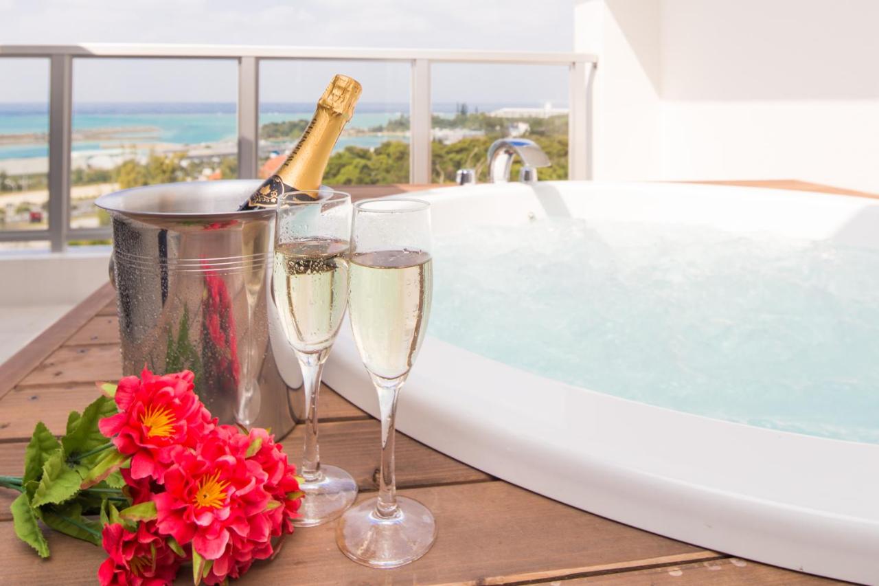 Alpha Terrace Onna Hills - B&B Onna