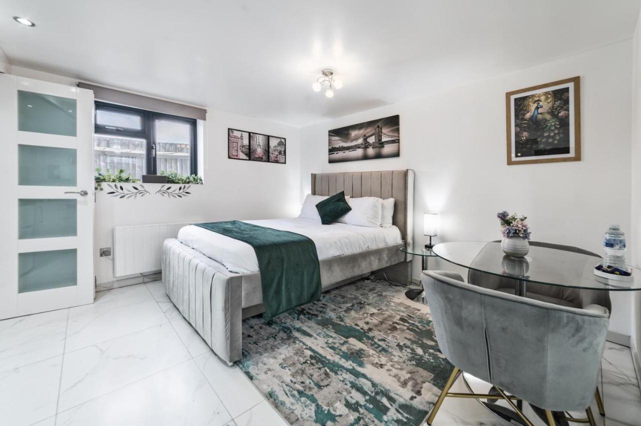 The Opal Lux - Ferienwohnung Stanwell