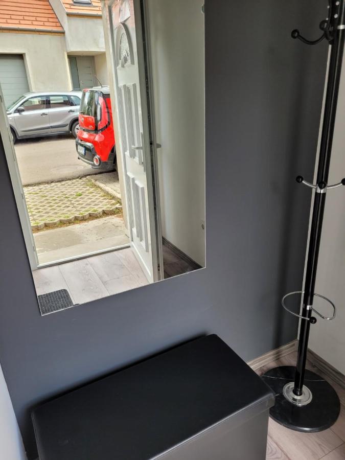 Kardos Apartman - Chambres d'hôtes Eger