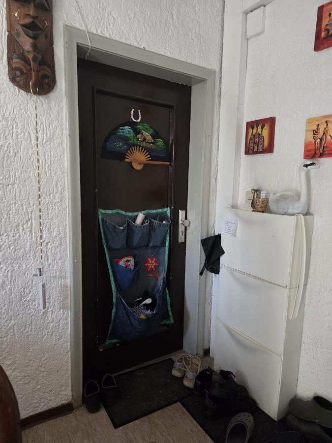 Zweibettzimmer in einer Wohnung mit Katzen - Bed and Breakfast Rottweil