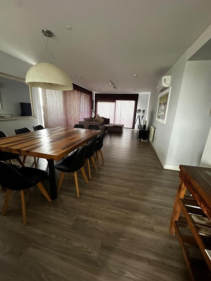 Three-Bedroom Deluxe Apartment