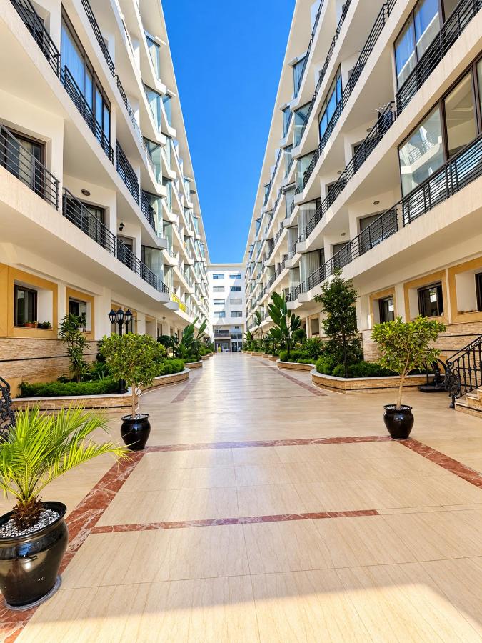 Idéal, 2 Chambres, 2 SDB, Fibre, IPTV, Parking privé , Salle de Sport - B&B Casablanca
