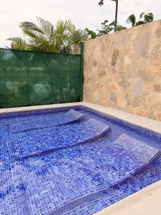 Depa con alberca en primer piso cerca del mar - B&B Puerto Vallarta