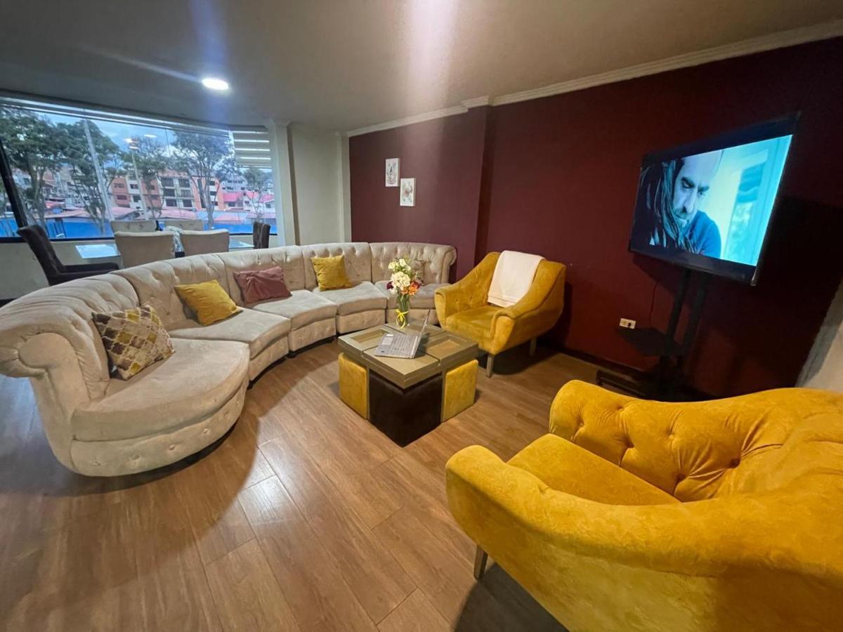 Hermoso departamento super elegante para las fiestas de Cuenca - B&B Cuenca