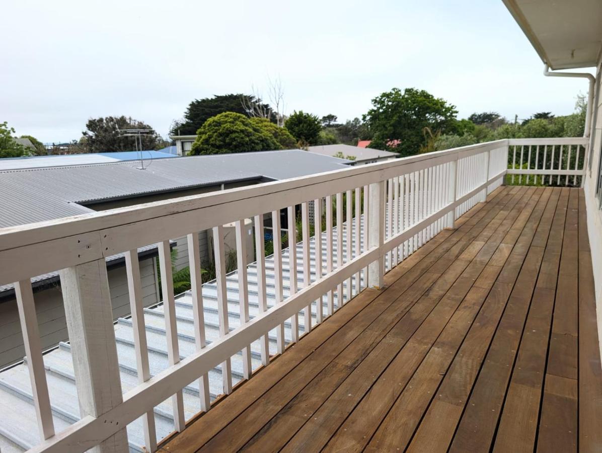 Beach Shack near Grand Prix track. Dog friendly. - Chambres d'hôtes Phillip Island