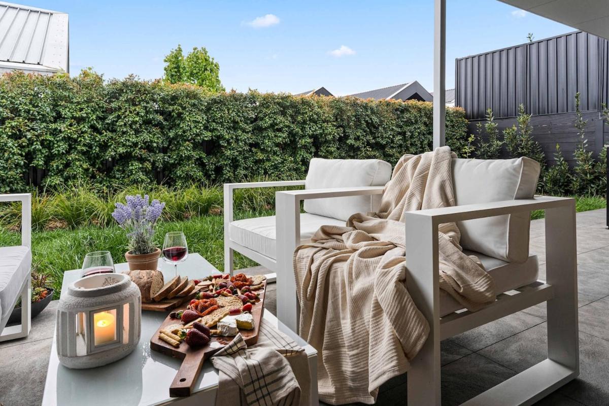 Contemporary Daylesford retreat sleeps 6 w fireplace - B&B Daylesford