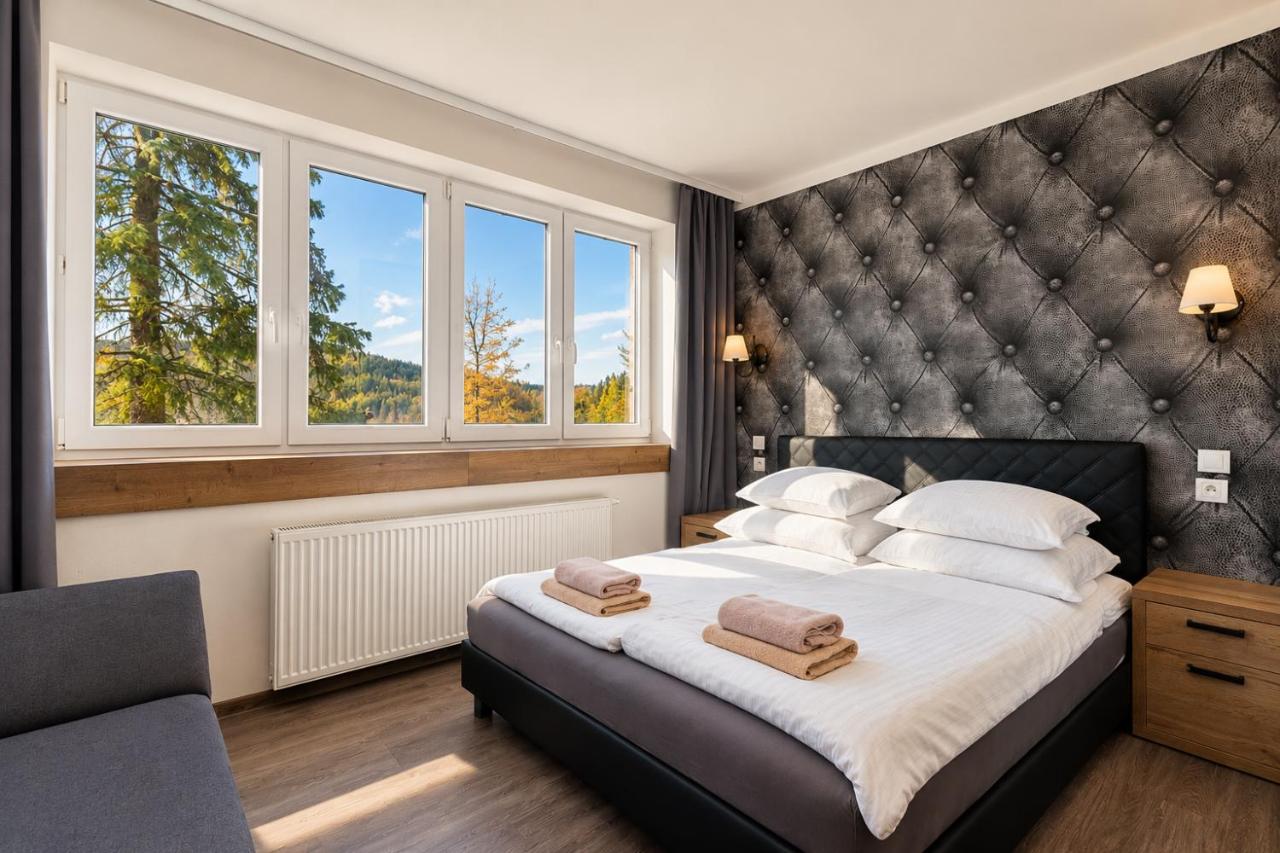 Dreibettzimmer mit Bad