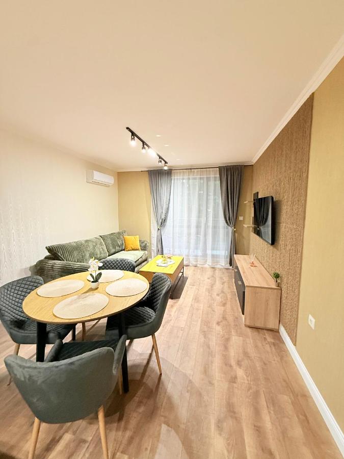 RICH 8 Apartment - Bed and Breakfast Plovdiv