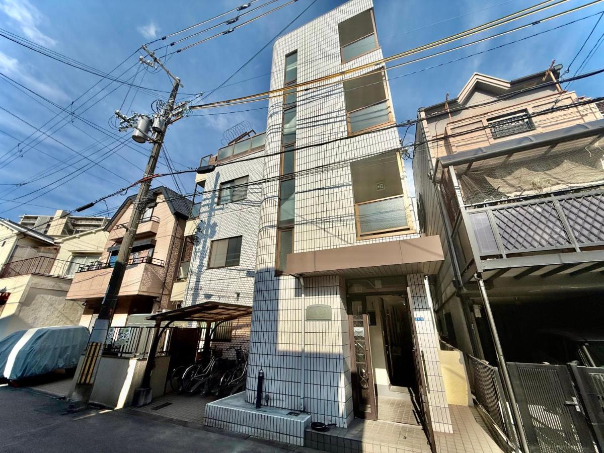 青葉邸-Designer Apartments - Bed and Breakfast Osaka