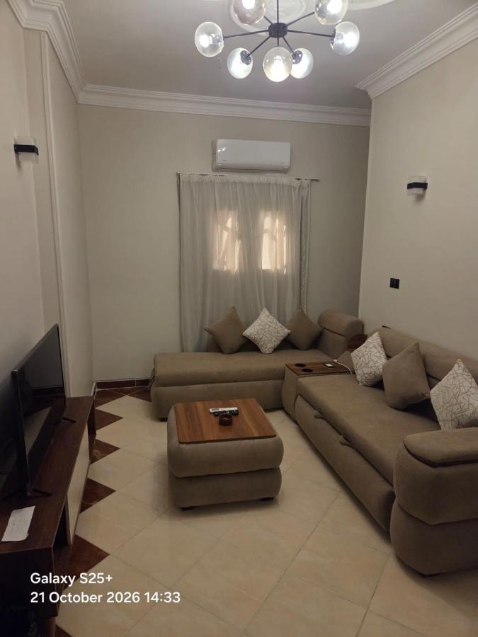 Cozy Retreat by The Sea - B&B Safaga