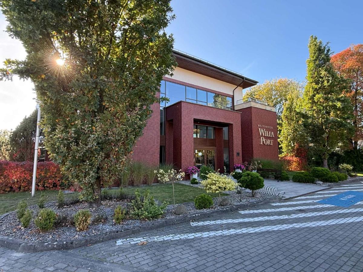 APARTAMENT WILLA PORT 111 z ogrodem i widokiem na jezioro - B&B Ostróda