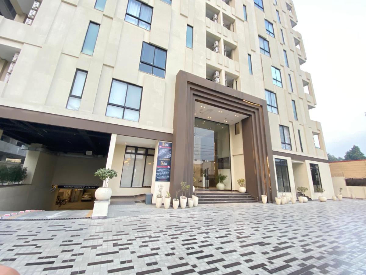 Gulberg Retreat Luxurious 1 Bedroom Apartment in Gulberg Lahore - Chambres d'hôtes Lahore