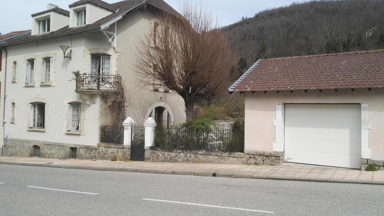 B&B Ax-les-Thermes - Apartment Coecilia - Bed and Breakfast Ax-les-Thermes