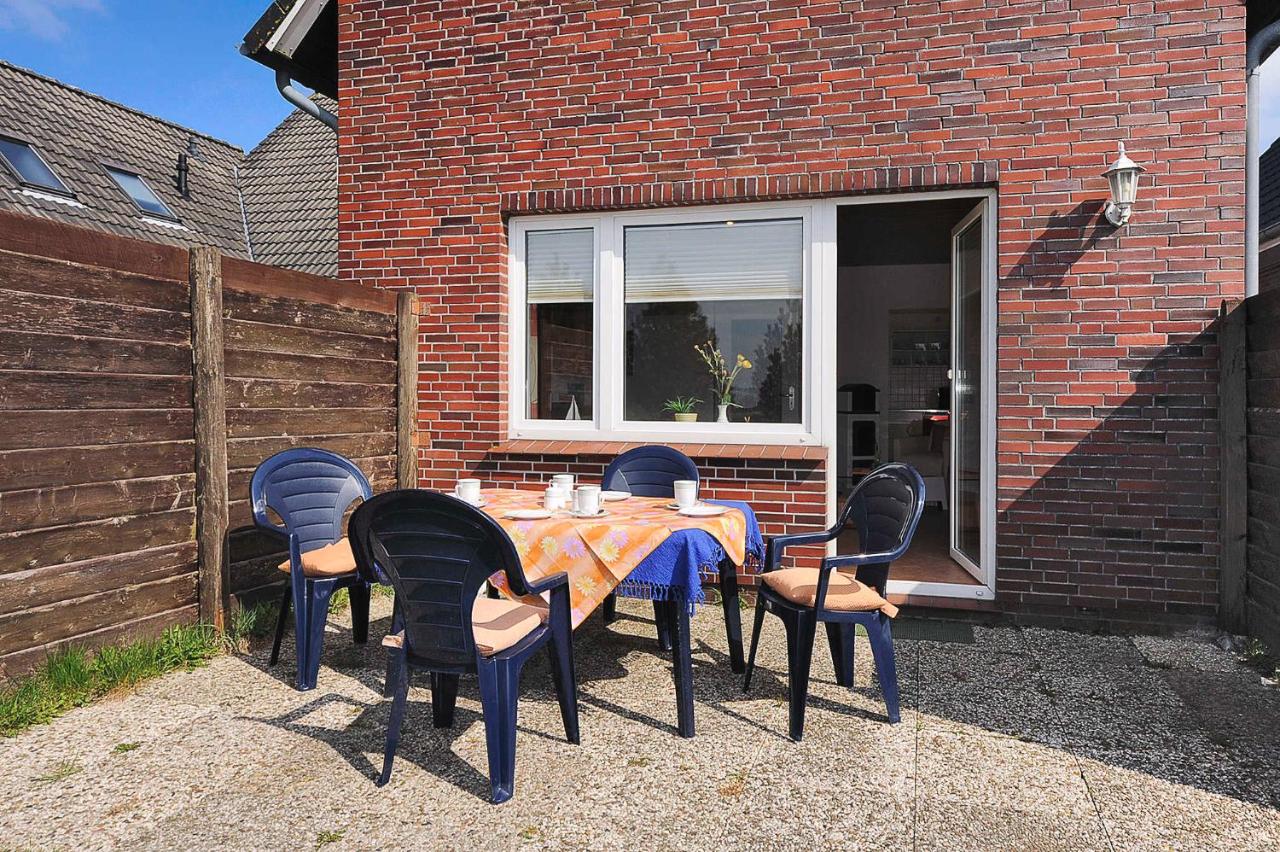 Haus Schwalbennest - Ferienwohnung Bensersiel