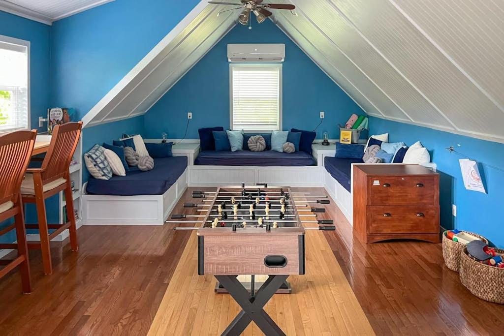 Leisure Lakehouse - B&B Lacey