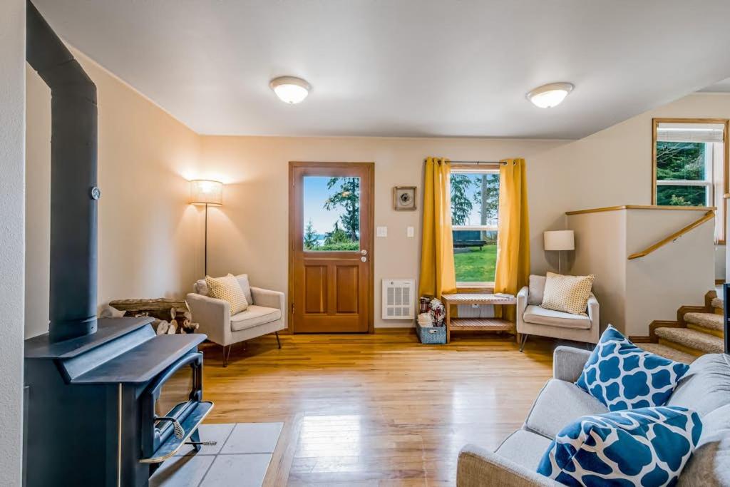 Port Susan Bay - A - B&B Sunny Shore Acres