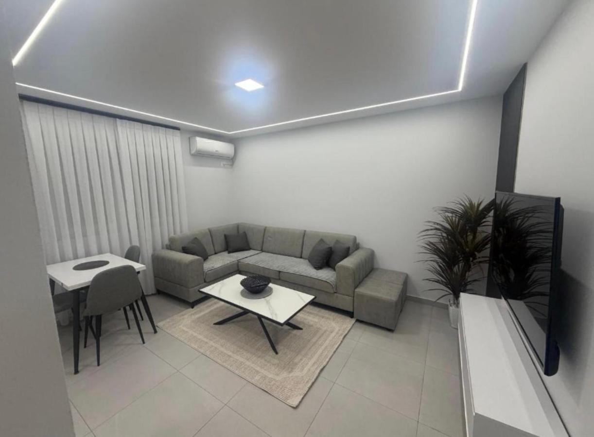 White city apartament - Chambres d'hôtes Shkodër