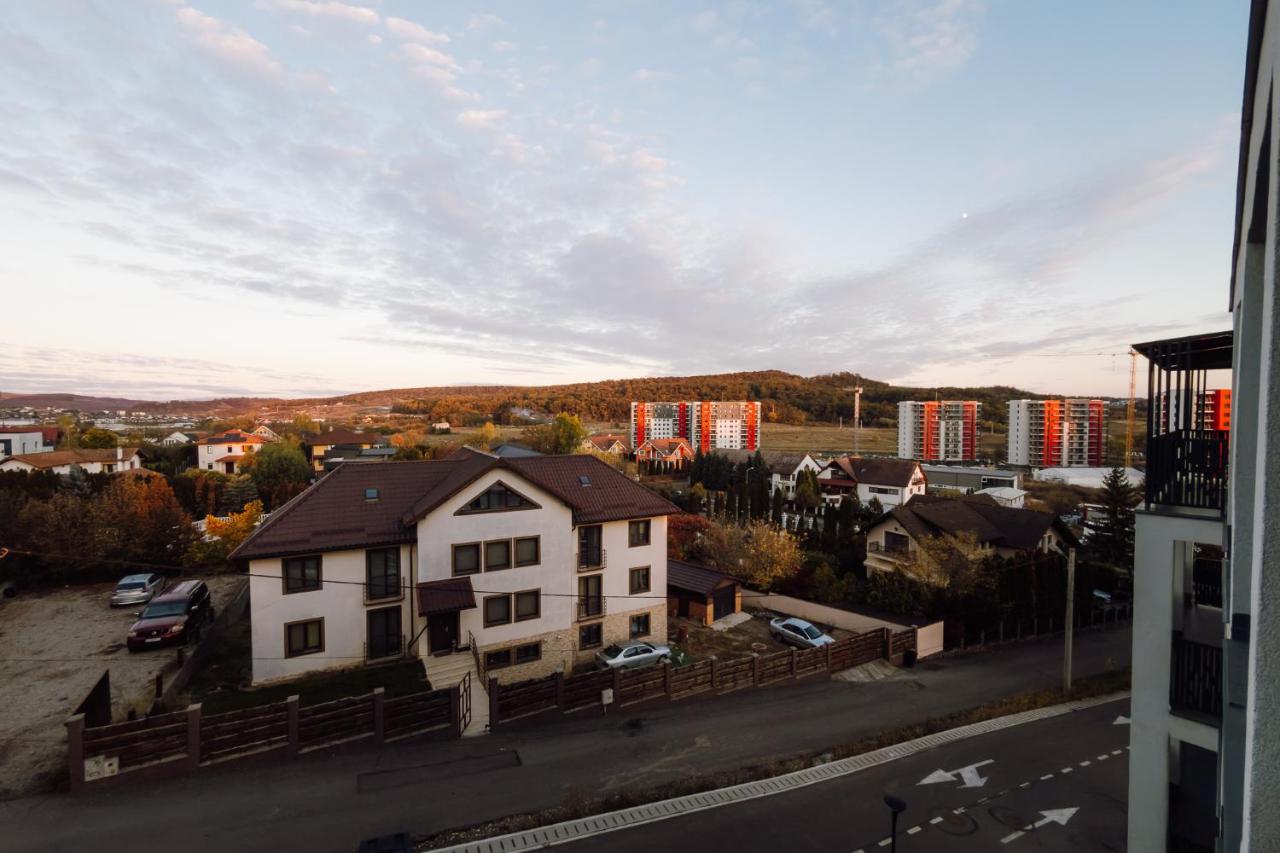 Glow Apartments near Hiperbara with parking - Ferienwohnung Neumarkt am Mieresch