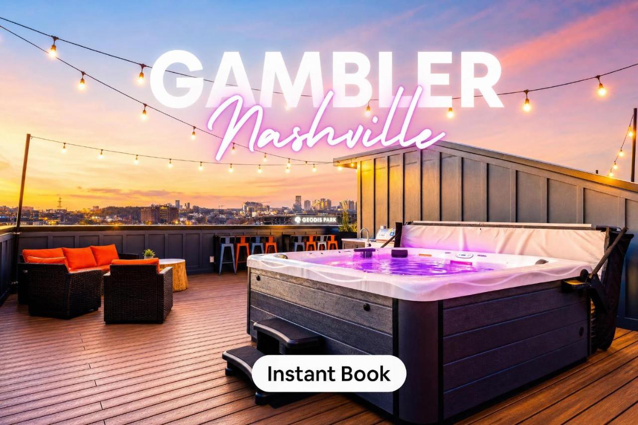 Hot Tub Poker Pool Table & Rooftop City MLS View - B&B Nashville
