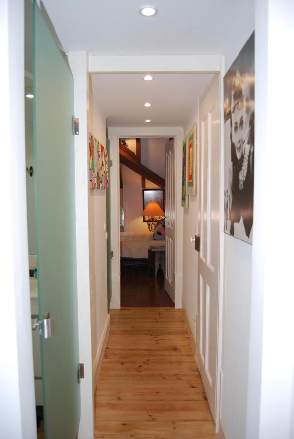 Adore Portugal Coimbra Guest House - B&B Coimbra