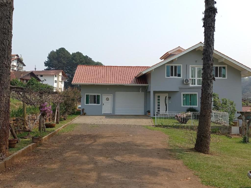 Hospedaria Mitterer - B&B Treze Tílias