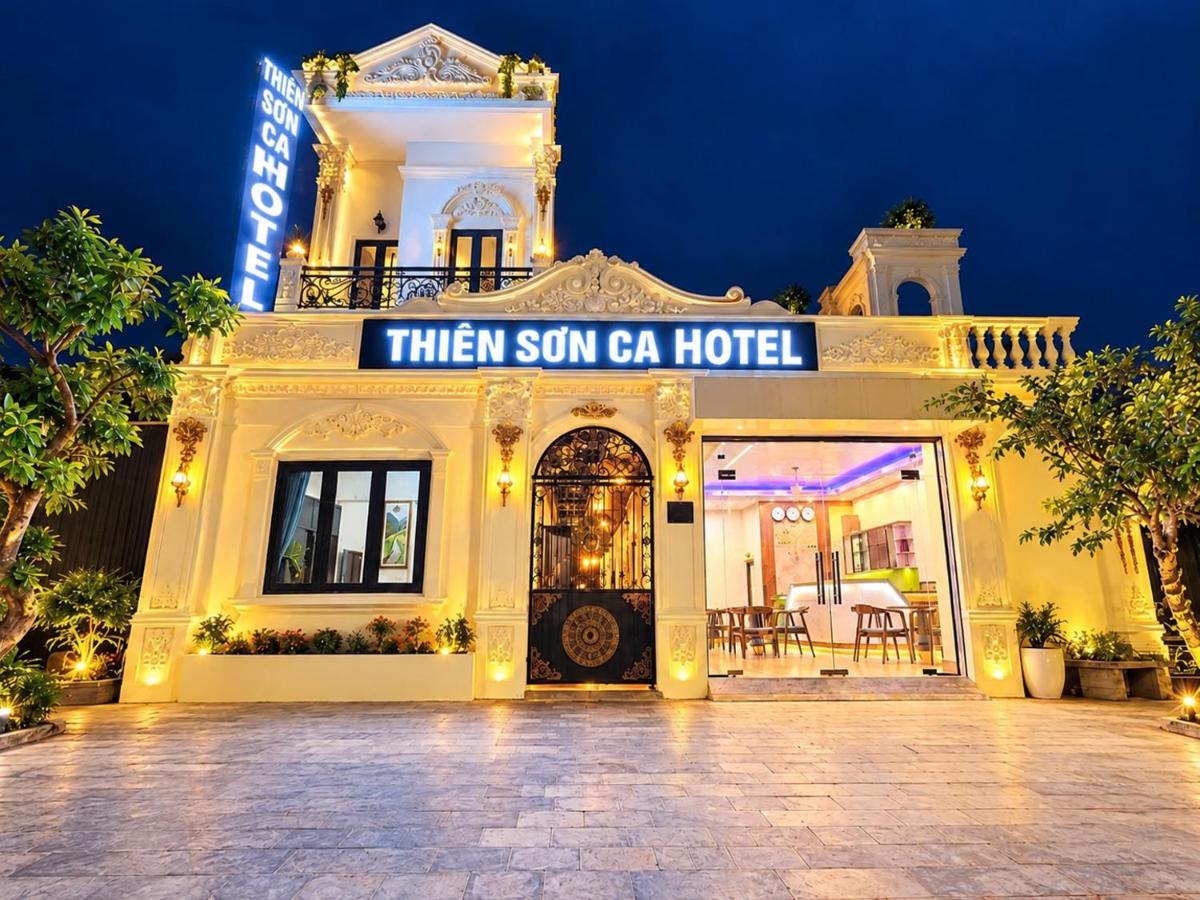 Thien Son Ca Hotel - B&B La Phù