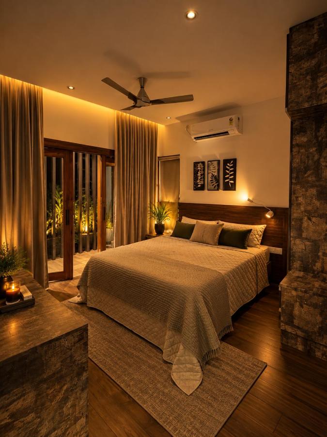 Luxury Rooms In A Villa Near Kovalam - B&B Thiruvananthapuram