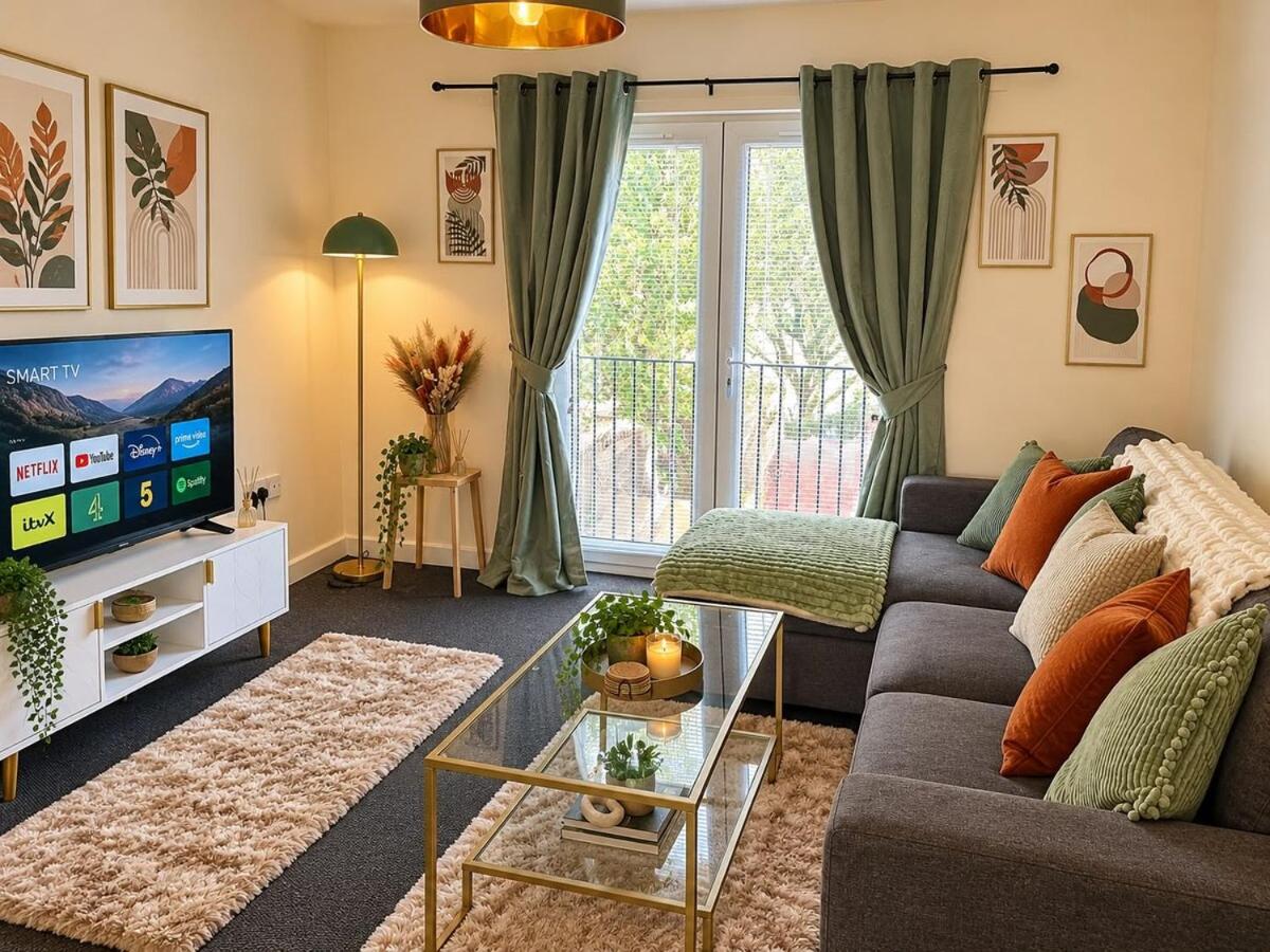 2 bed long and short stay secure gated parking sleeps 4 - Bed and Breakfast Halton