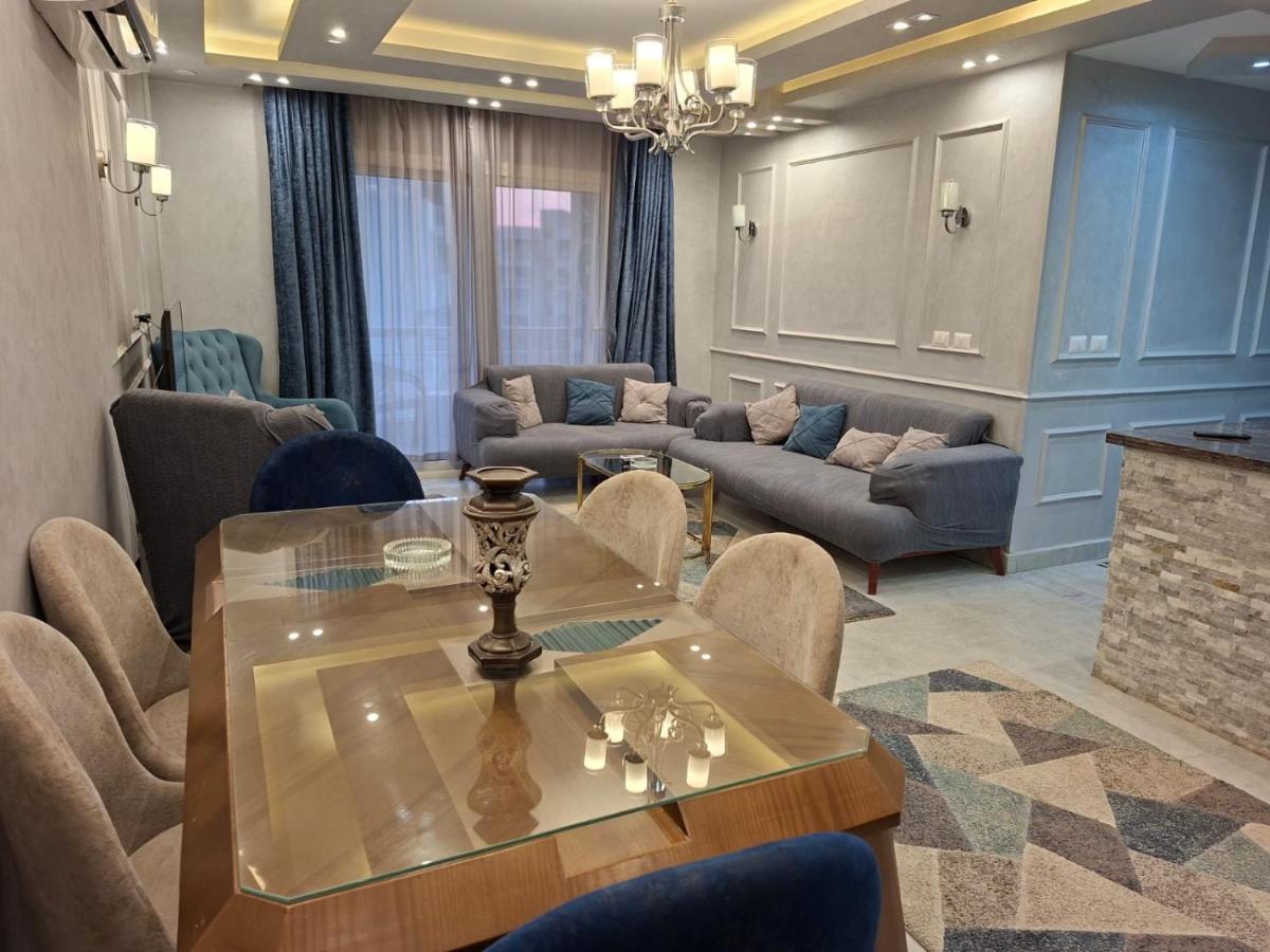Astra Nova Residence 3 BR Apart Madinaty - B10 -U3 - Ferienwohnung Kairo