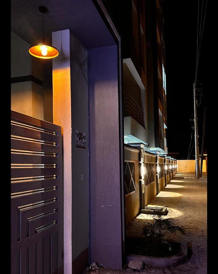 CAROL homes - Ferienwohnung Mombasa