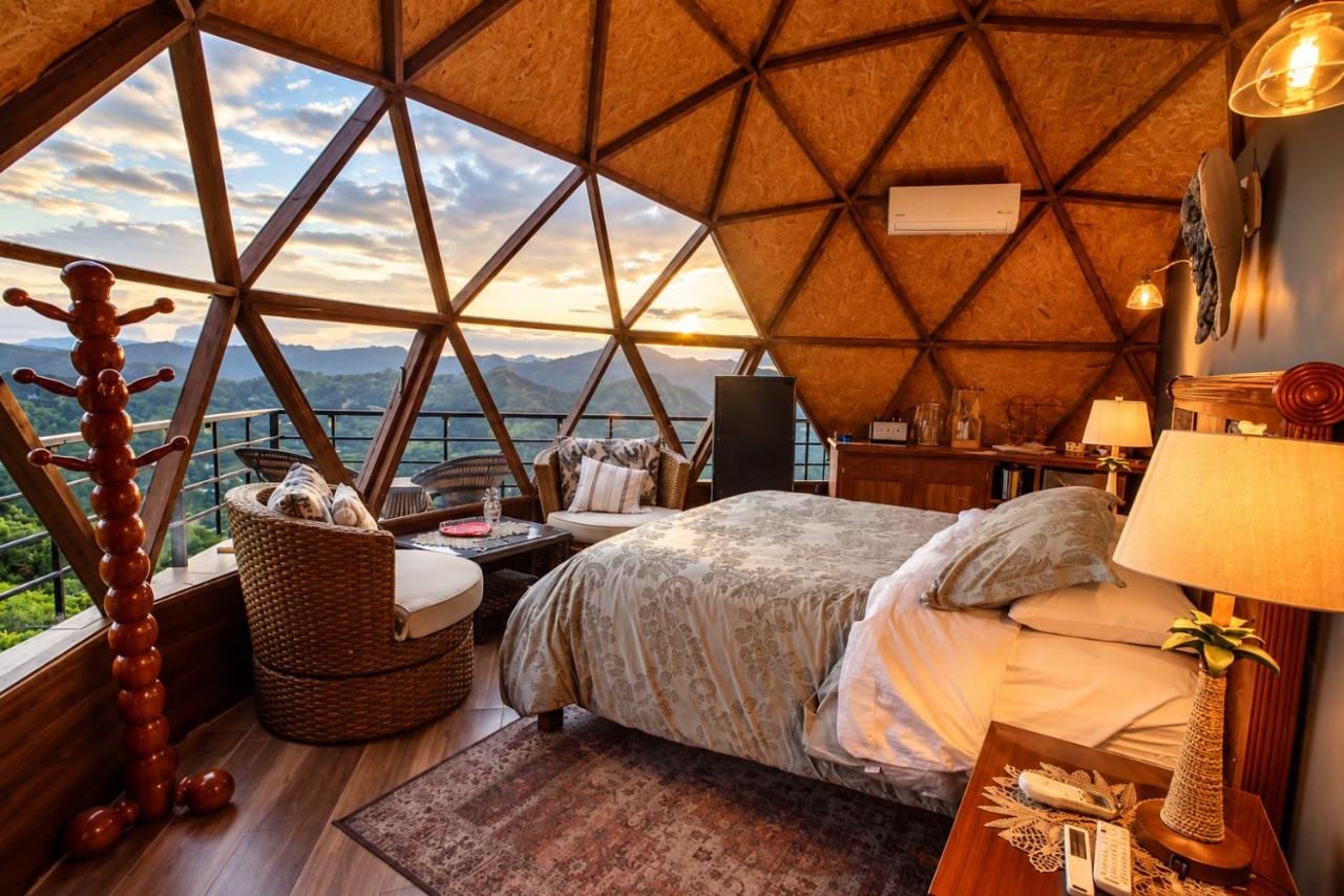 Bungalow Deluxe