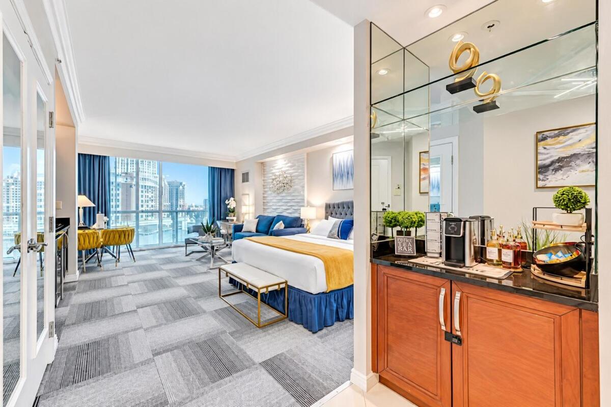 Sin City Suite @ MGM Signature - B&B Las Vegas