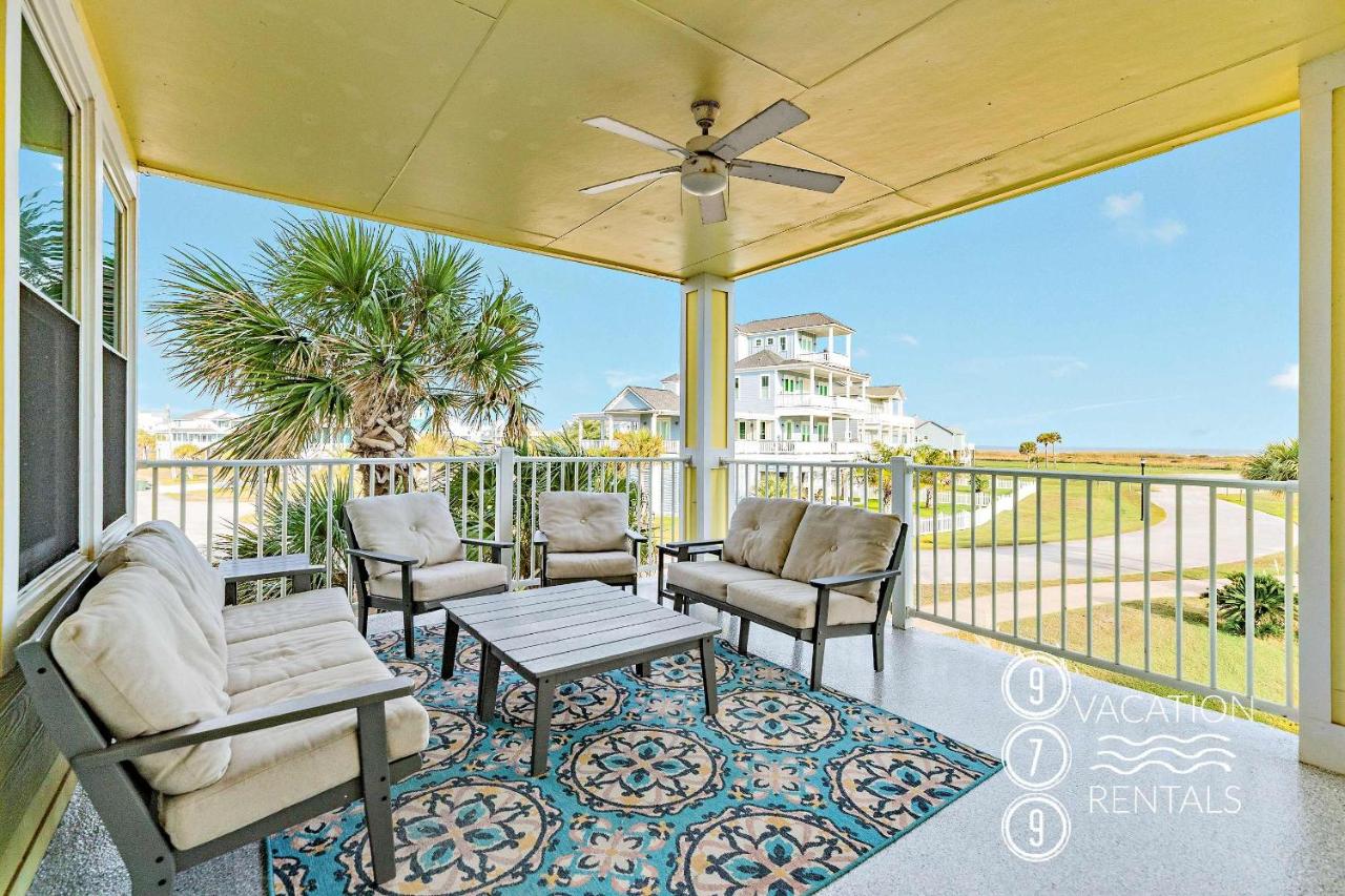 Breaking Waves - Open Airy Beautiful Ocean Views! - B&B Galveston