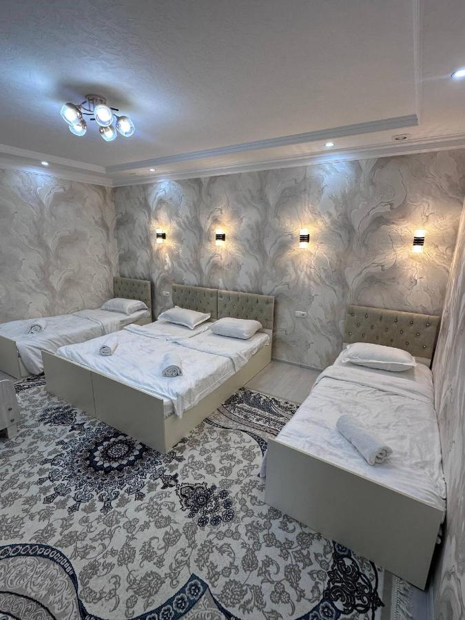 Chambre Familiale avec Salle de Bains