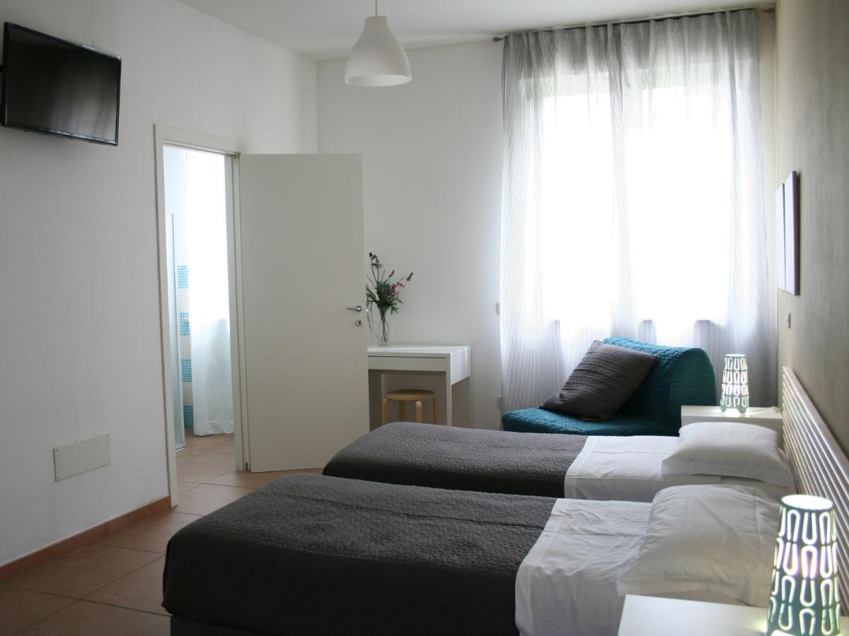 Doppel- oder Zweibettzimmer