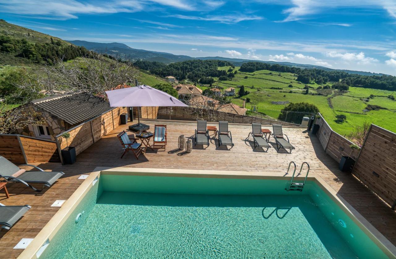 Villa Tramonto with Private Heated Pool, by ZanteWize - Ferienwohnung Volímai