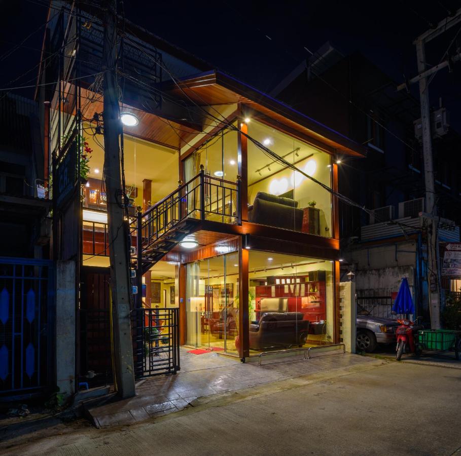 Deluxe Town House in the Old City - B&B