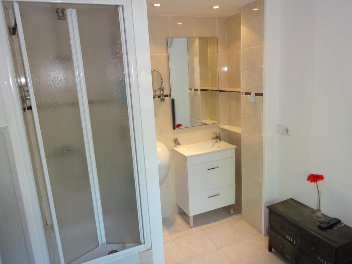 Hostal Lleida - B&B Barcelona