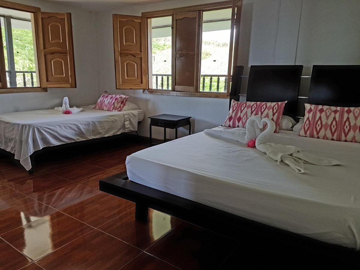 Habitación Triple con baño privado