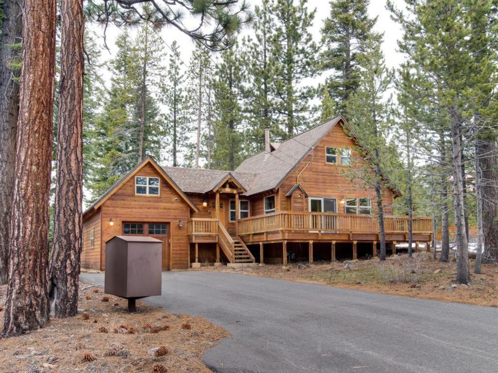 Snowpeak Chalet in Tahoe Donner - Ferienwohnung Truckee