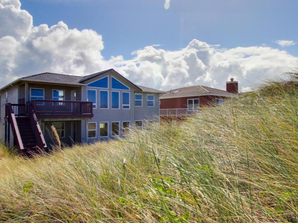 Beauty and the Beach - B&B