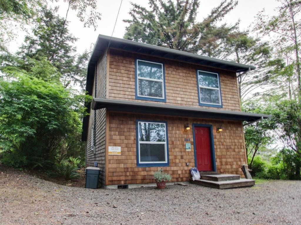 The Rockaway House - B&B