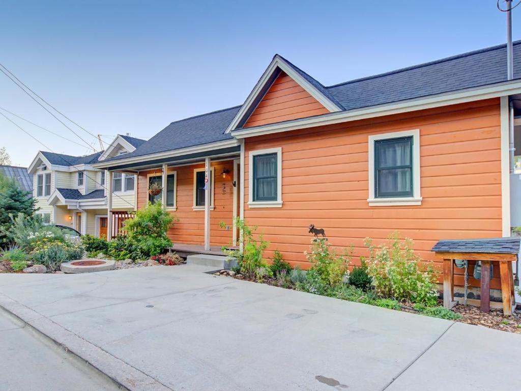 Park City's Downtown Miner Cabin - B&B Park City