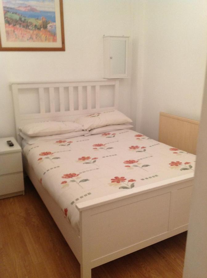 Family Room (2 Adults + 2 Children)