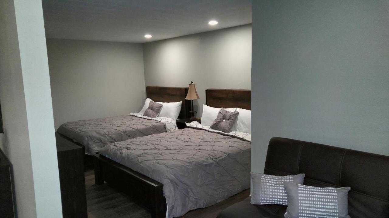 Lily's Lodge - B&B