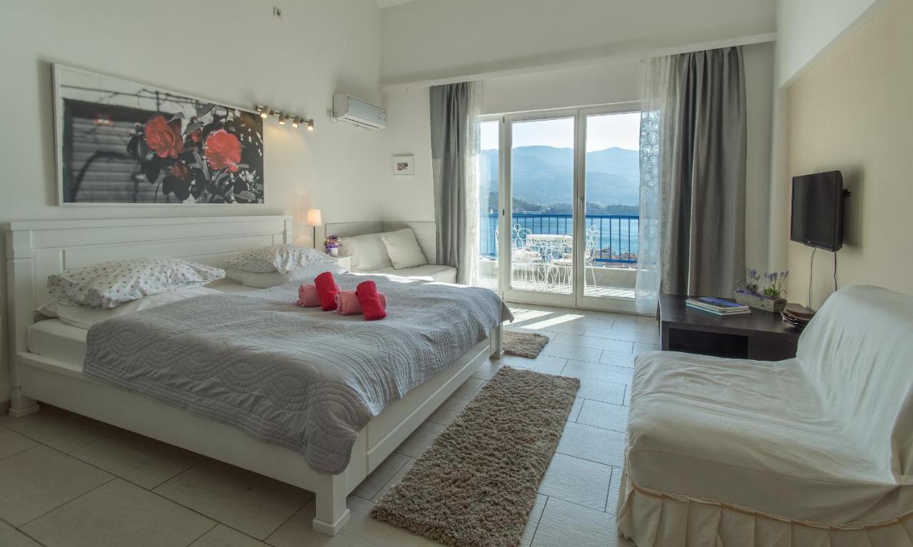 Monolocale Comfort con Balcone e Vista Mare